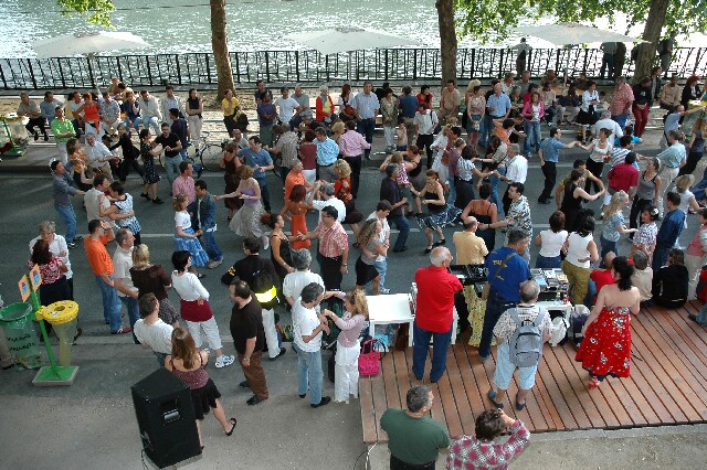 min 2006 08 08 paris plage 139